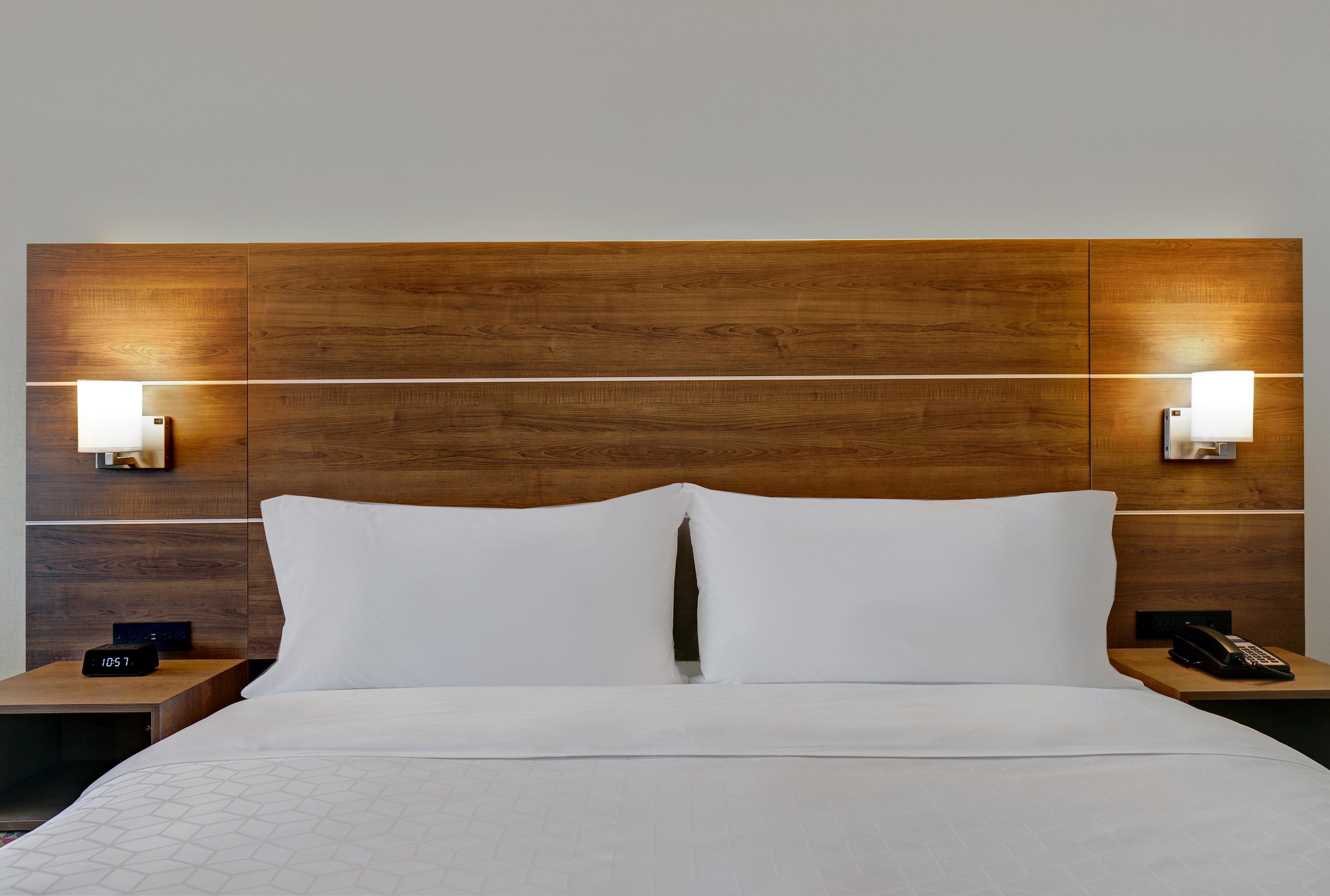 Holiday Inn Express - Kingston West By Ihg מראה חיצוני תמונה