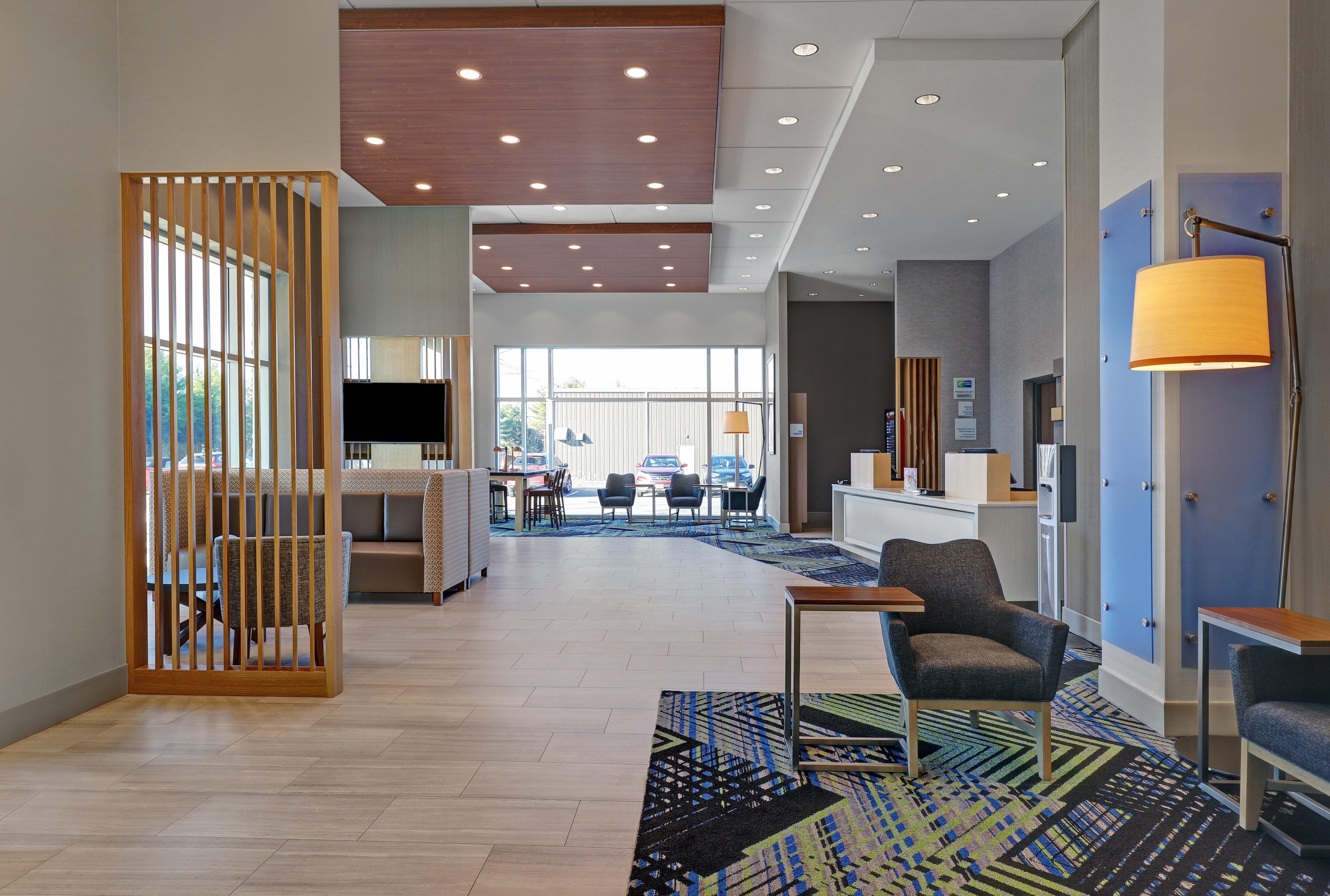 Holiday Inn Express - Kingston West By Ihg מראה חיצוני תמונה