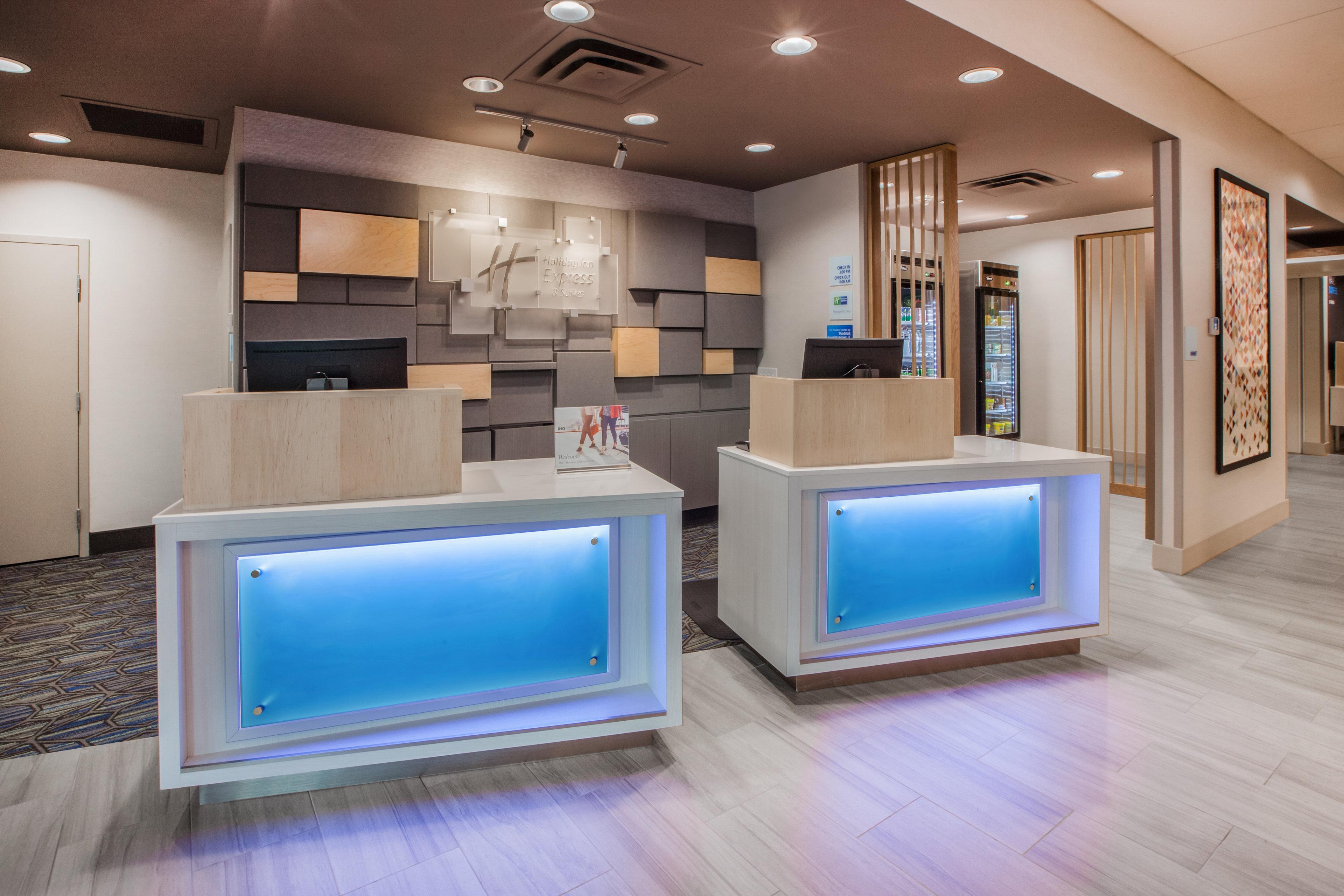 Holiday Inn Express - Kingston West By Ihg מראה חיצוני תמונה